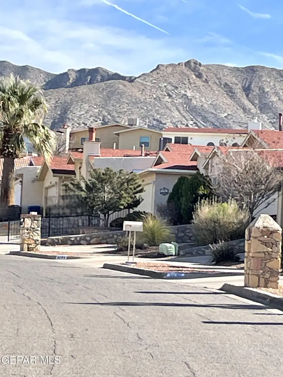 6142 Los Robles Drive, El Paso, TX 79912 - Image #3