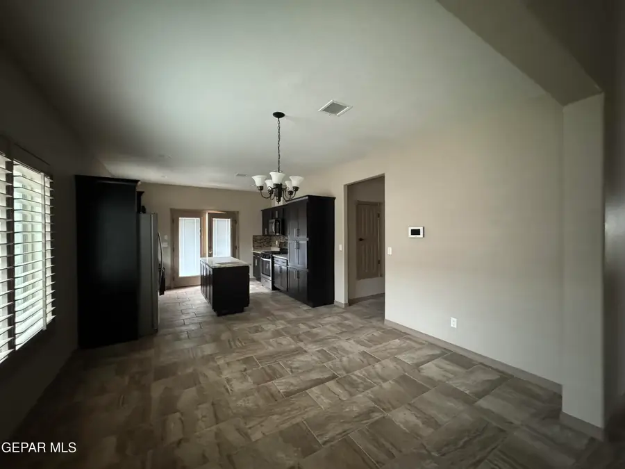 465 Prime Desert Drive, El Paso, TX 79932 - Image #2