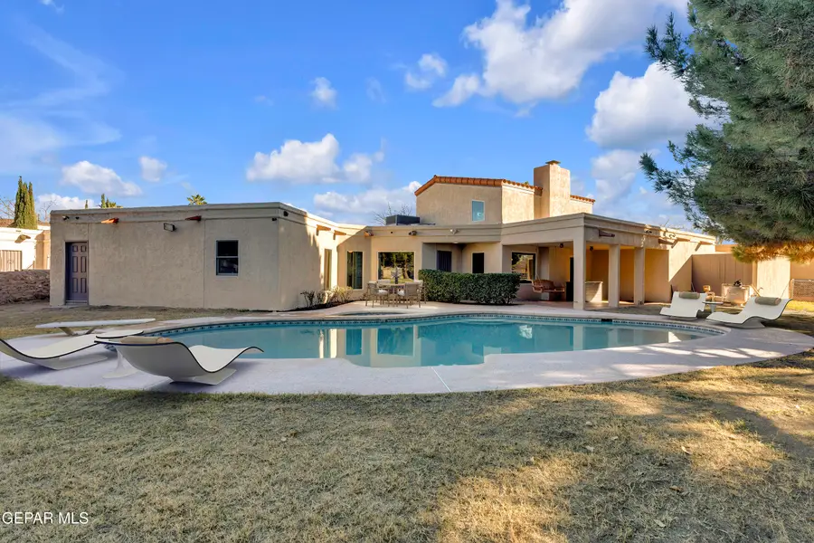 4972 Vista Grande Circle, El Paso, TX 79922 - Image #2