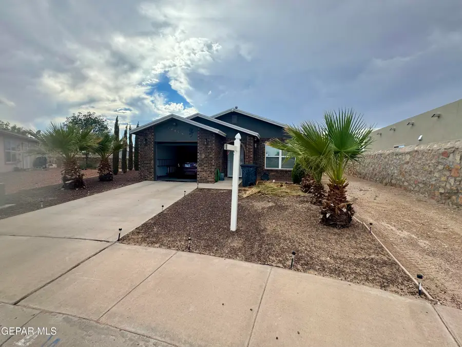 14475 Laureen Zelt Court, Horizon City, TX 79928 - Image #3