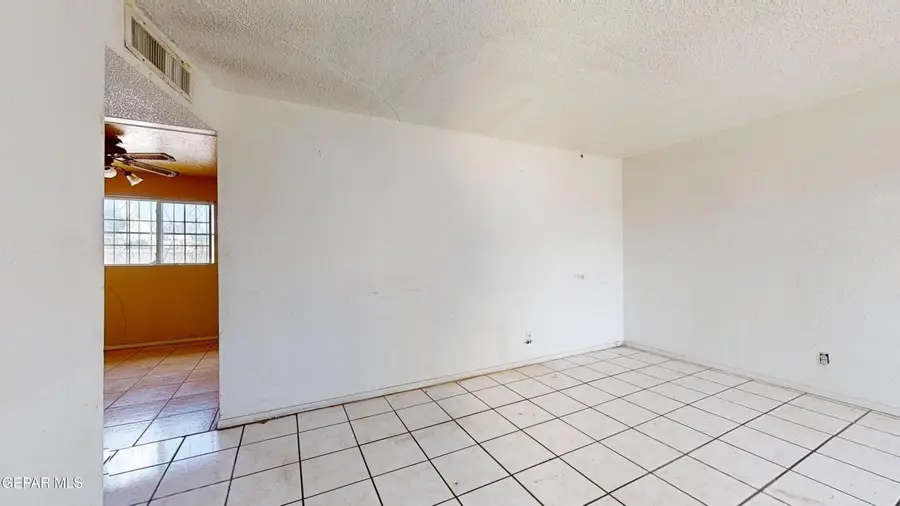135 Baywood Road, El Paso, TX 79915 - Image #2