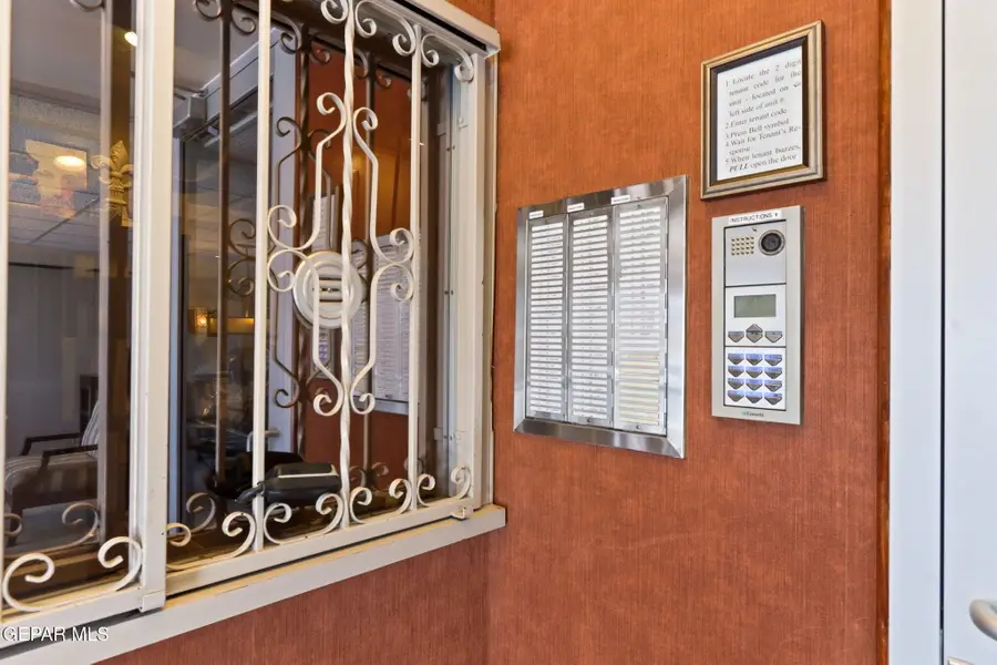 1800 N Stanton Street #204, El Paso, TX 79902 - Image #2