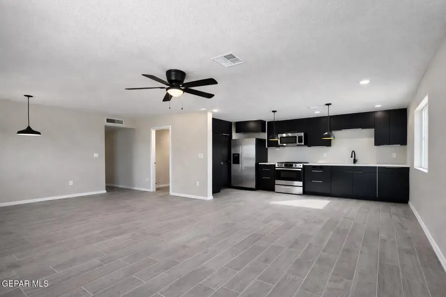 8300 Mount Whitney Drive, El Paso, TX 79904 - #2