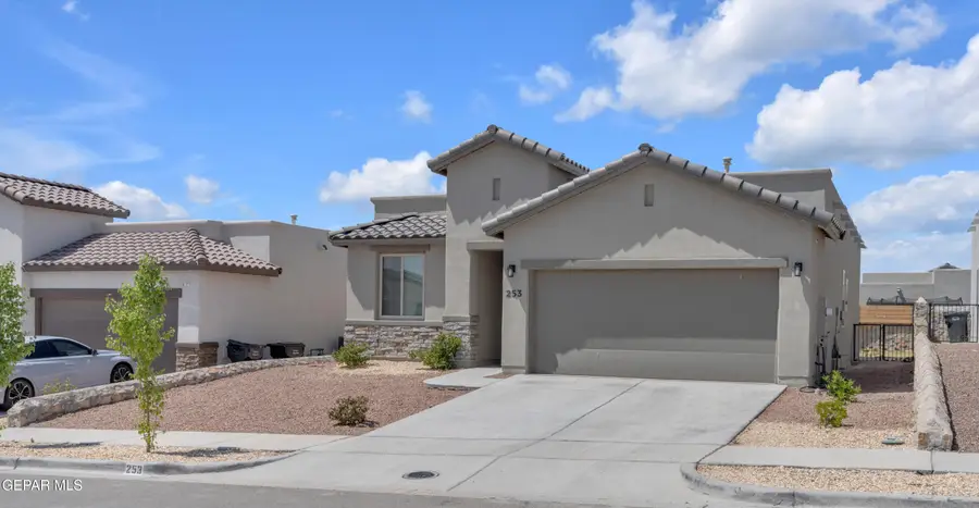 253 Staffs Way, El Paso, TX 79928 - Image #3