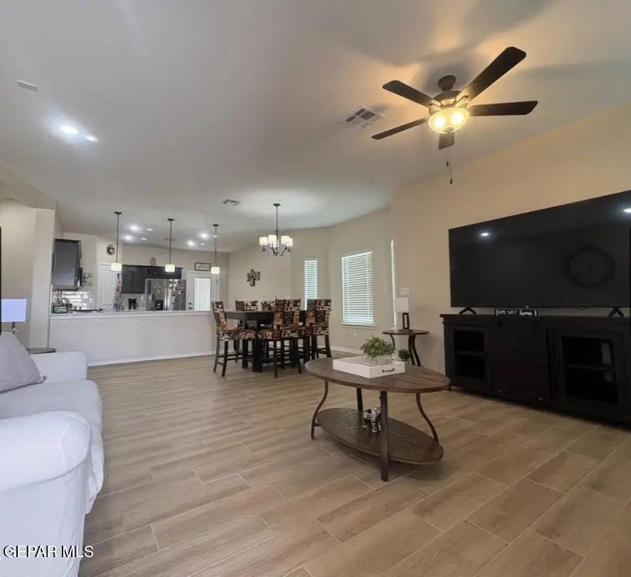 13098 Oakhampton Ave. Avenue, Horizon City, TX 79928 - Image #2