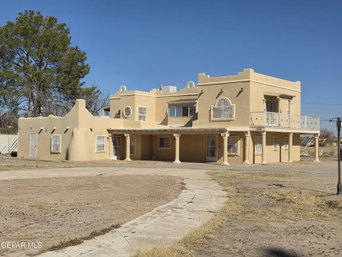 11661 Socorro Road, Socorro, TX 79927 - Image #1
