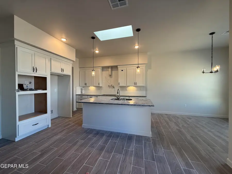 825 Fairford Place, El Paso, TX 79928 - Image #2