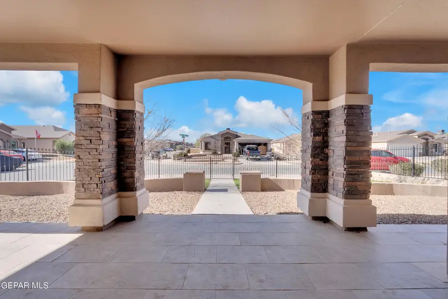 2040 Robert Minnie Place, El Paso, TX 79938 - Image #3