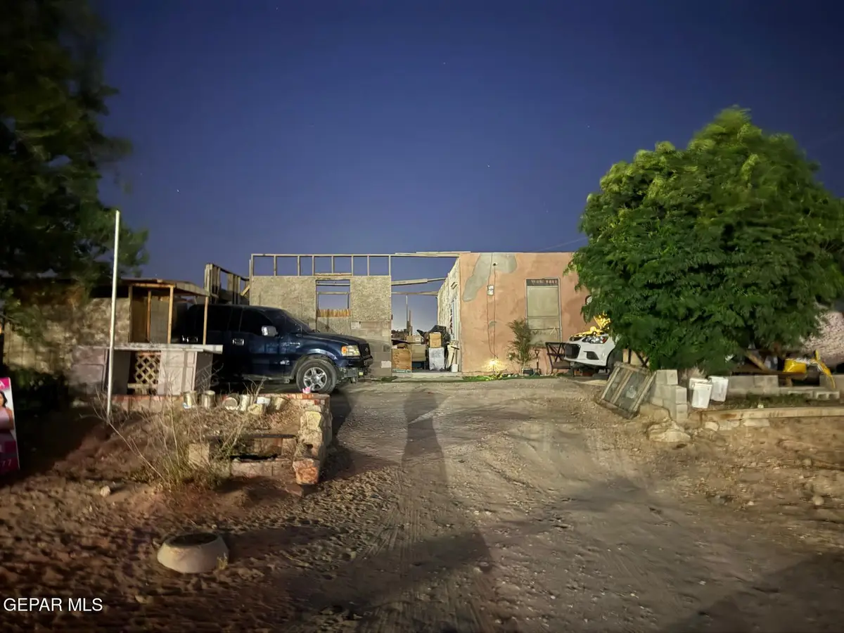 11600 Claudia Drive, Socorro, TX 79927 - Image #1