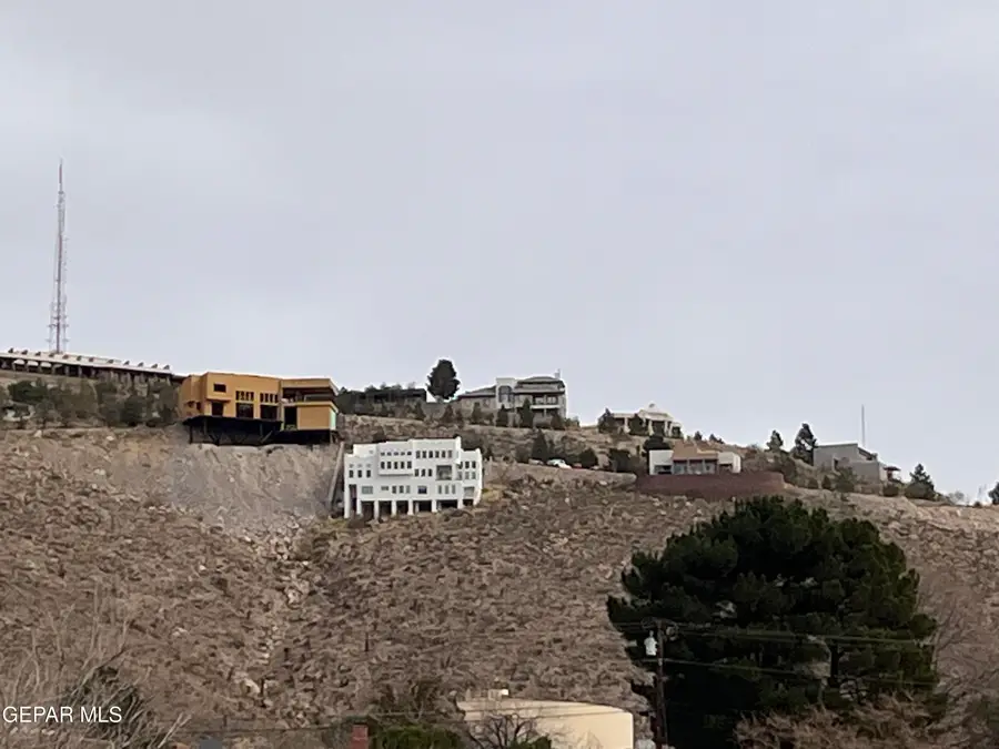 65 Sierra Crest Drive, El Paso, TX 79902 - #3