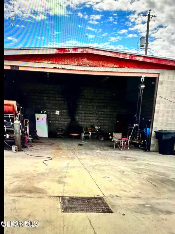 14950 Mule Deer Drive, El Paso, TX 79938