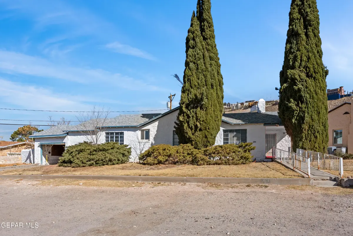1101 Mesita Drive, El Paso, TX 79902 - #1