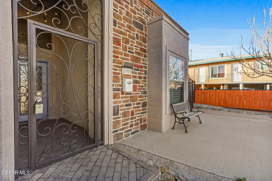 2709 N Copia Street, El Paso, TX 79930 - #3