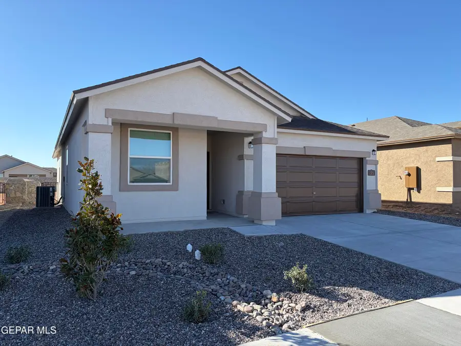 12828 Carefree Avenue, El Paso, TX 79928 - Image #3