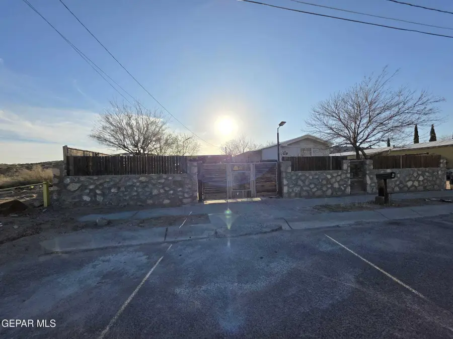 211 Carrizo Dr Drive, Sunland Park, NM 88063 - #2