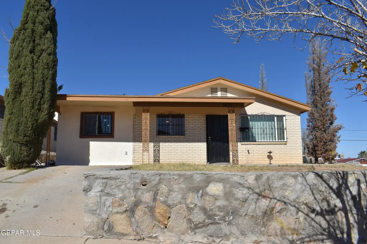 3431 Sheppard Avenue, El Paso, TX 79904 - #1