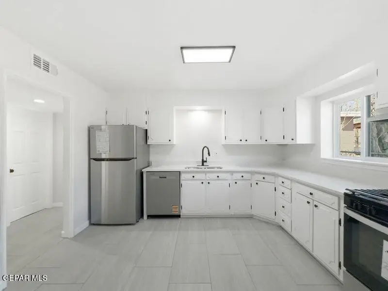 143 Courchesne Road, El Paso, TX 79922 - #3