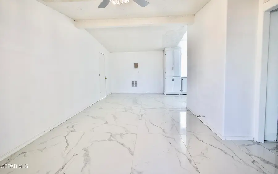 816 Monclova Lane, El Paso, TX 79907 - #3