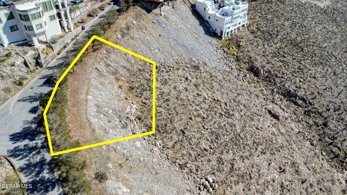 13 Apache Crest Drive, El Paso, TX 79902 - #1