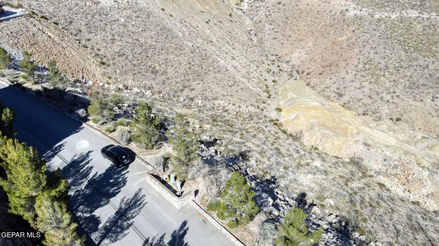 36 Sierra Crest Drive, El Paso, TX 79902 - #2