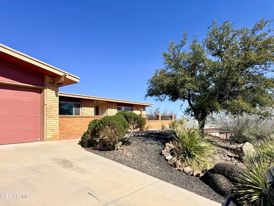 3109 Parknorth Drive, El Paso, TX 79904 - #2