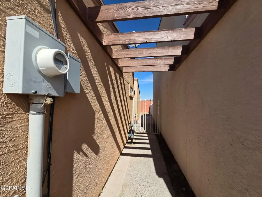 10274 Valle Del Sol Drive, El Paso, TX 79924 - #3