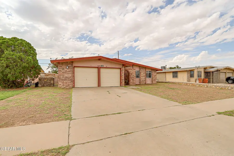 3229 E Glen Drive, El Paso, TX 79936 - #2
