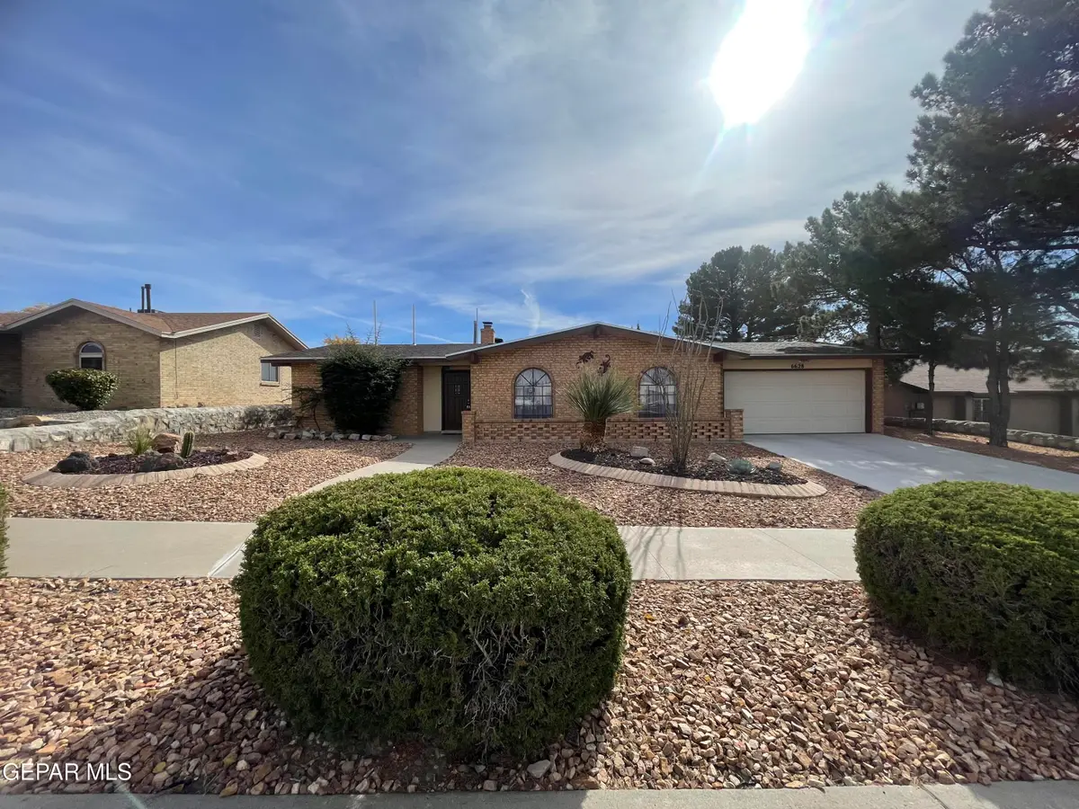 6628 Camino Fuente Drive, El Paso, TX 79912 - #1