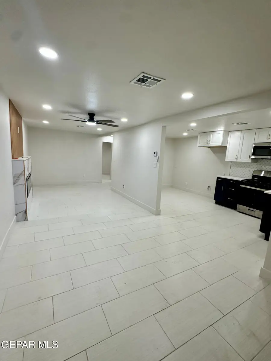 8045 Gilbert Drive, El Paso, TX 79907 - #3