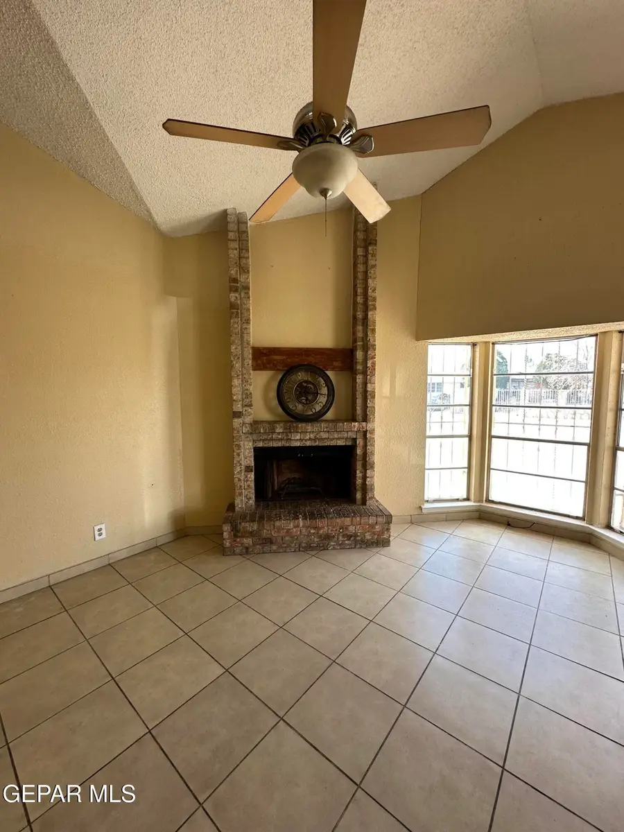 10214 Silver Strand Pl Place, El Paso, TX 79924 - #3