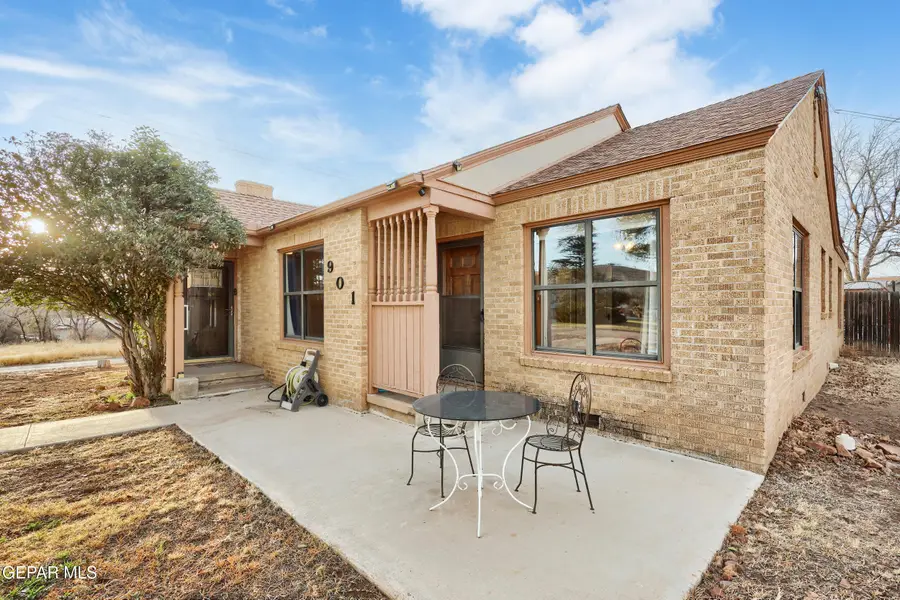 901 E Avenue B, Alpine, TX 99999 - #2