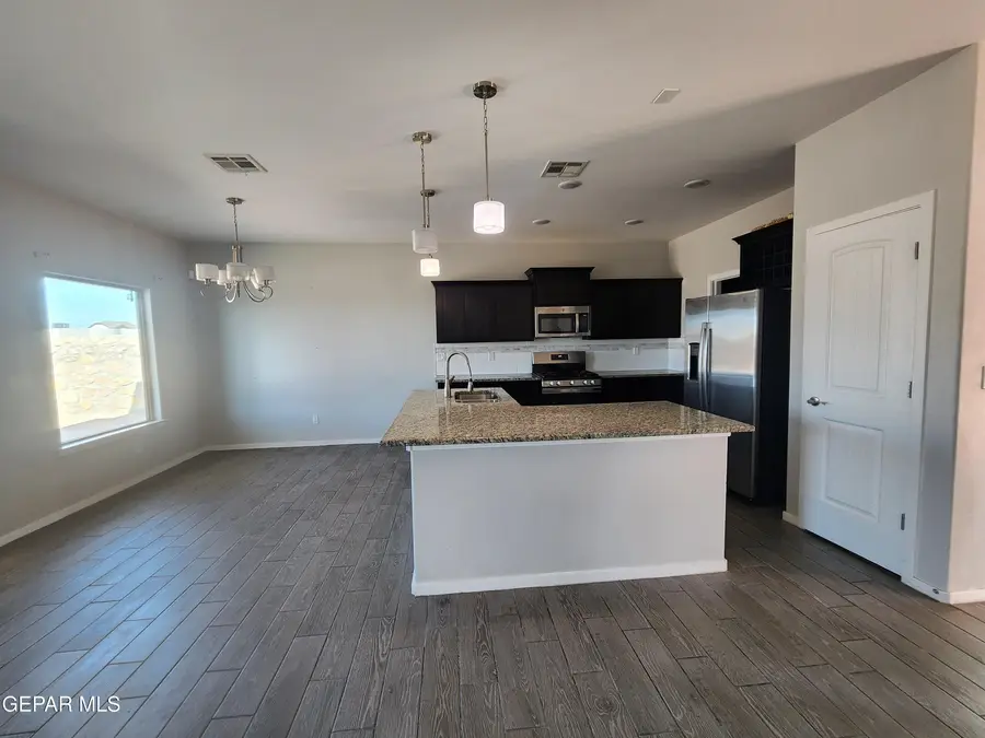 10093 Hueco Junction Road, Socorro, TX 79927 - #3