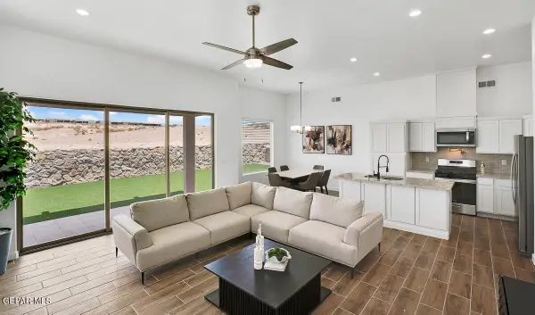 15017 Conviction Avenue, El Paso, TX 79938