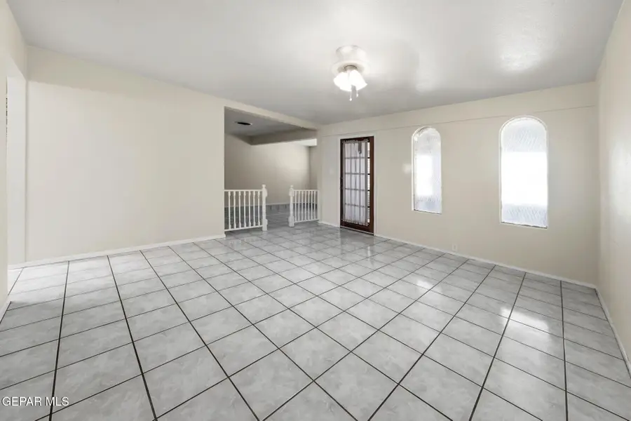 5436 Edmonton Avenue, El Paso, TX 79924 - #2