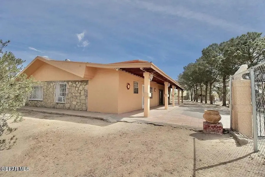 9967 Gideon Circle, Socorro, TX 79927 - #2