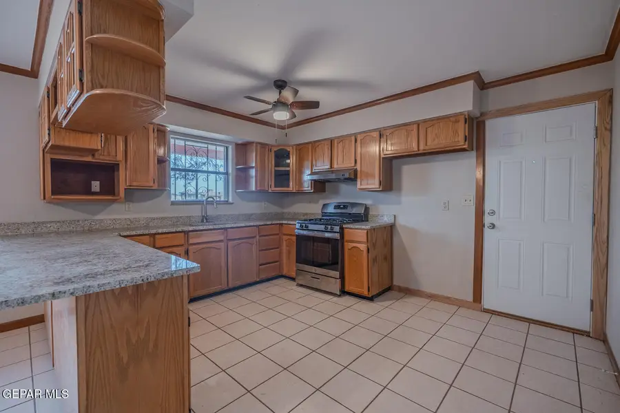 11640 Peters Road, Socorro, TX 79927 - #2