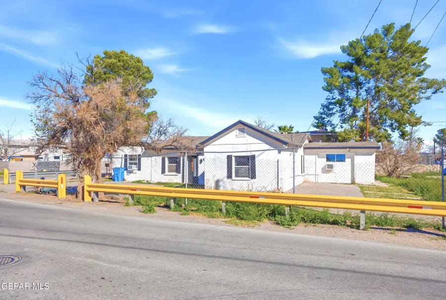 495 Buford Road, Socorro, TX 79927 - #2