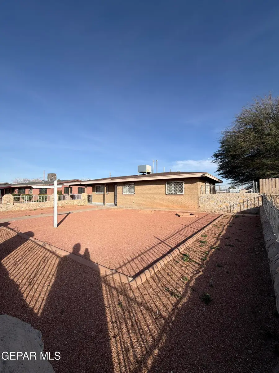 744 Huerta Street, El Paso, TX 79905 - #3