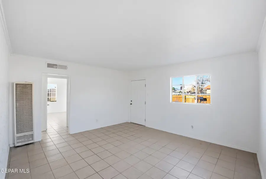 652 Val Verde Street, El Paso, TX 79905 - #3