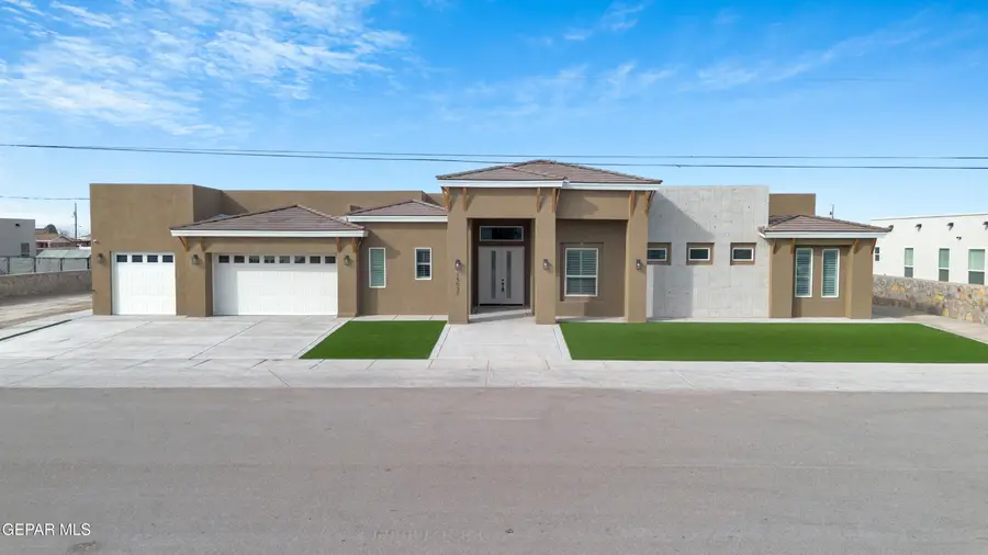15031 Hinojos Avenue, El Paso, TX 79938 - #2