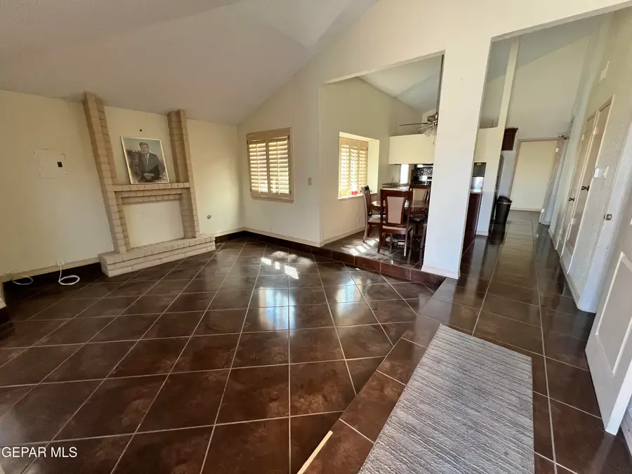 9957 Honey Locust Lane, El Paso, TX 79924 - #3