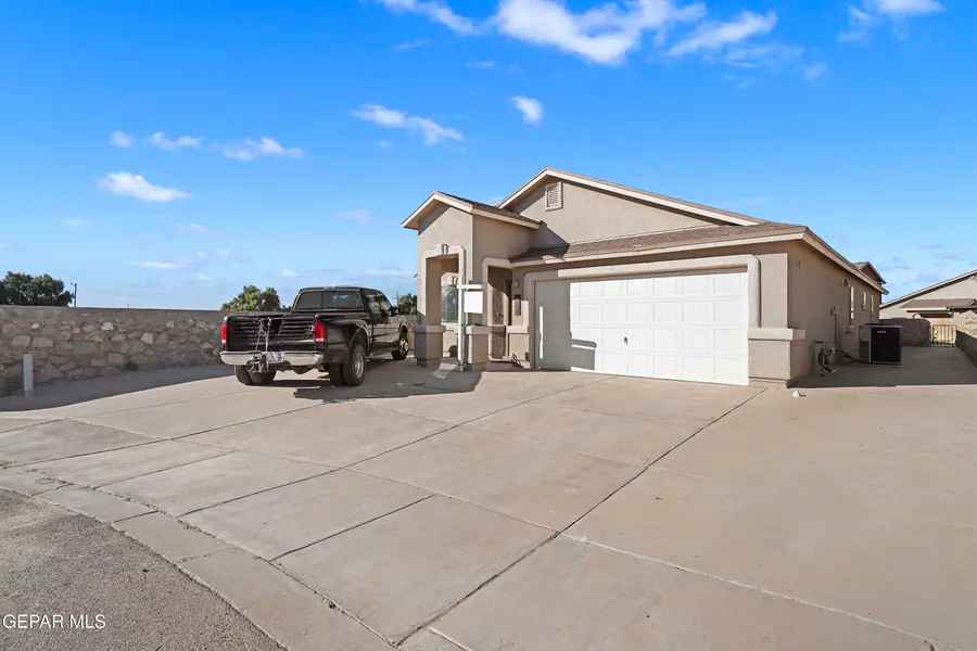 917 Danny Sanchez Place, Anthony, TX 79821 - #2