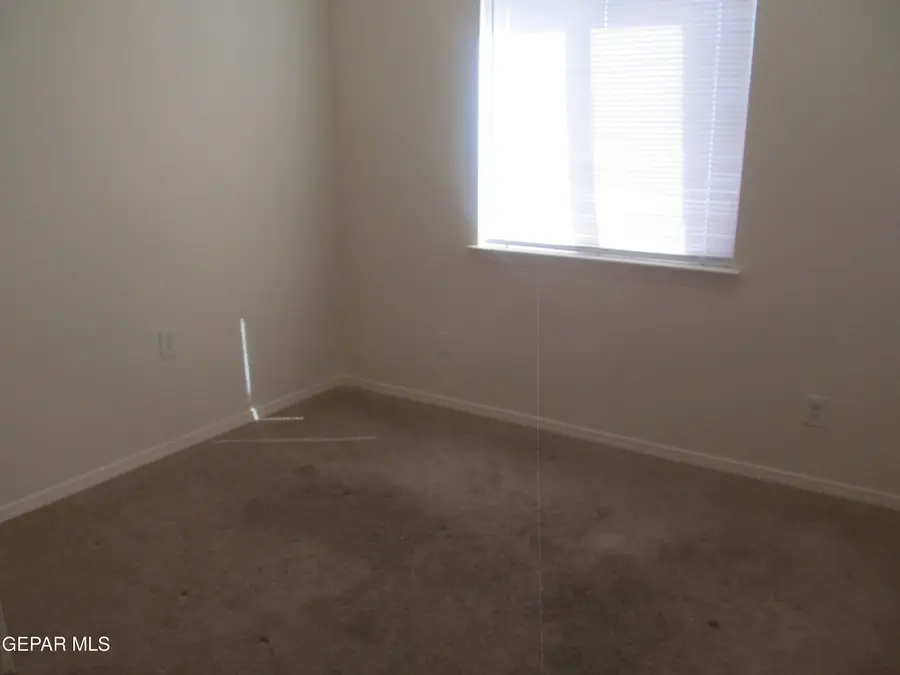 12512 Robert David Drive, El Paso, TX 79928 - #3