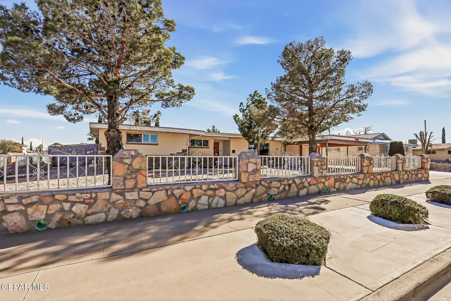 10012 Singapore Avenue, El Paso, TX 79925 - #3