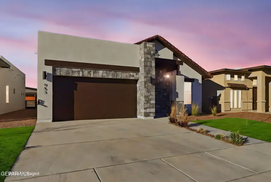 953 Aqueduct Avenue, El Paso, TX 79932 - #2