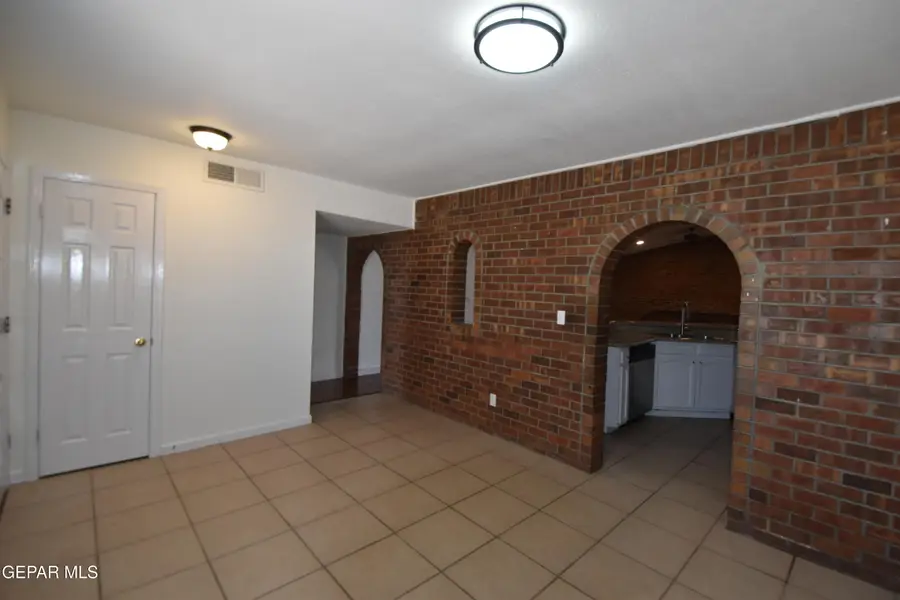 3417 Guthrie Street, El Paso, TX 79935 - #3