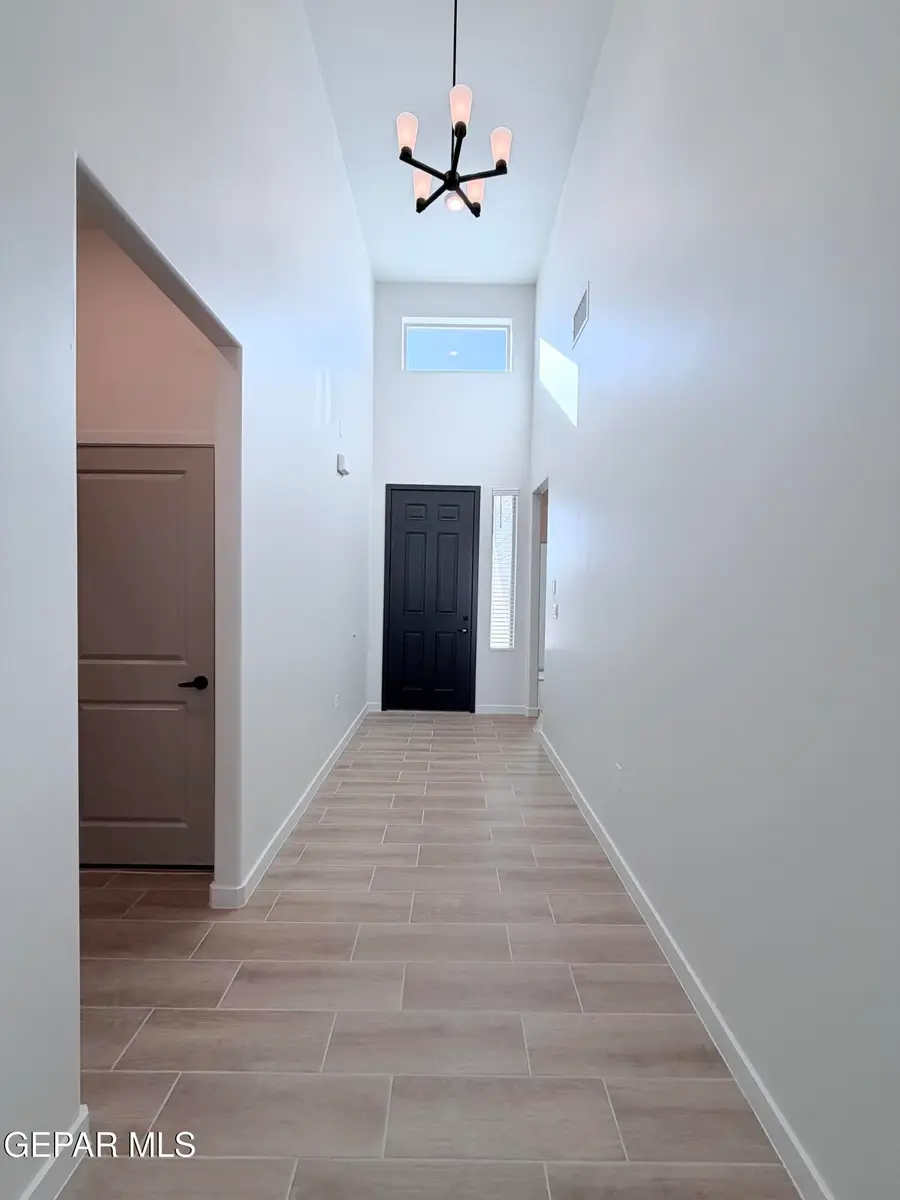 1127 Gallium Avenue, Sunland Park, NM 88063 - #3