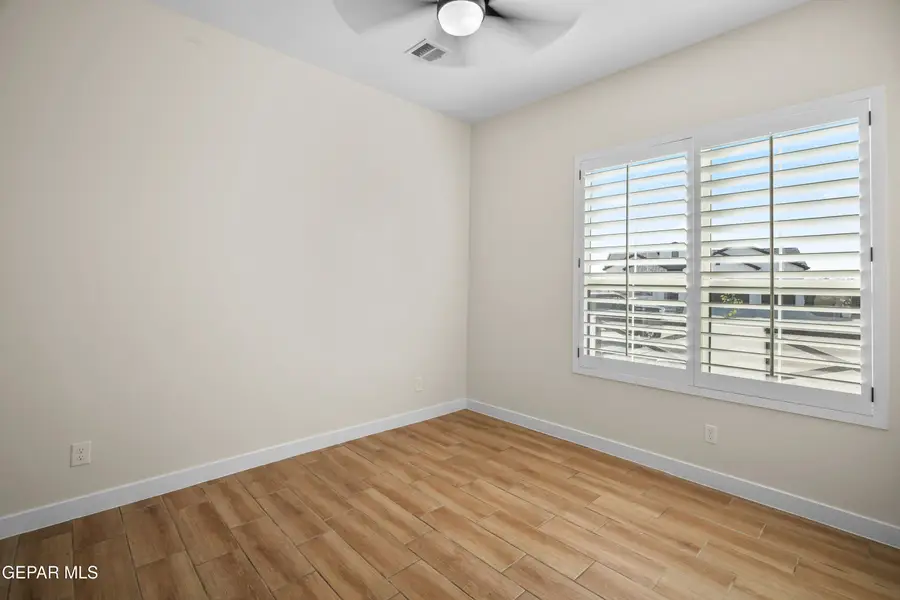 621 Lacy Oad Way, Horizon City, TX 79928 - #3