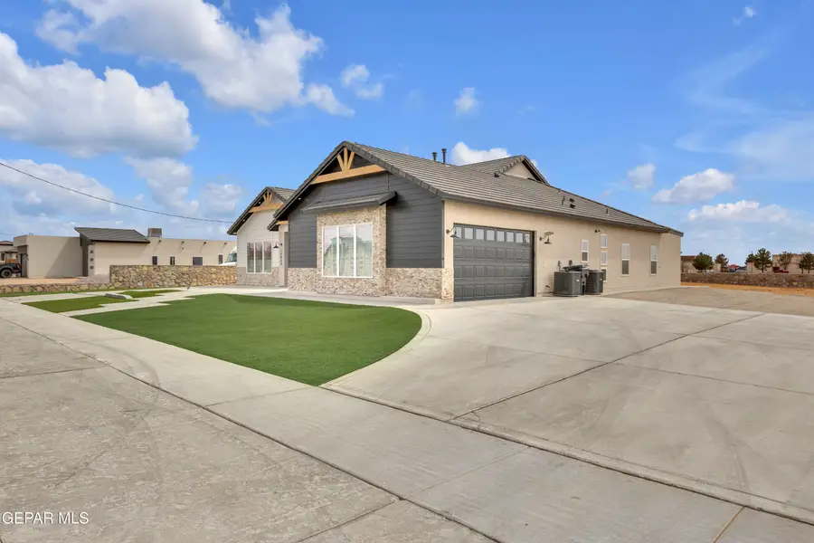 14930 Hinojos Avenue, El Paso, TX 79938 - #2