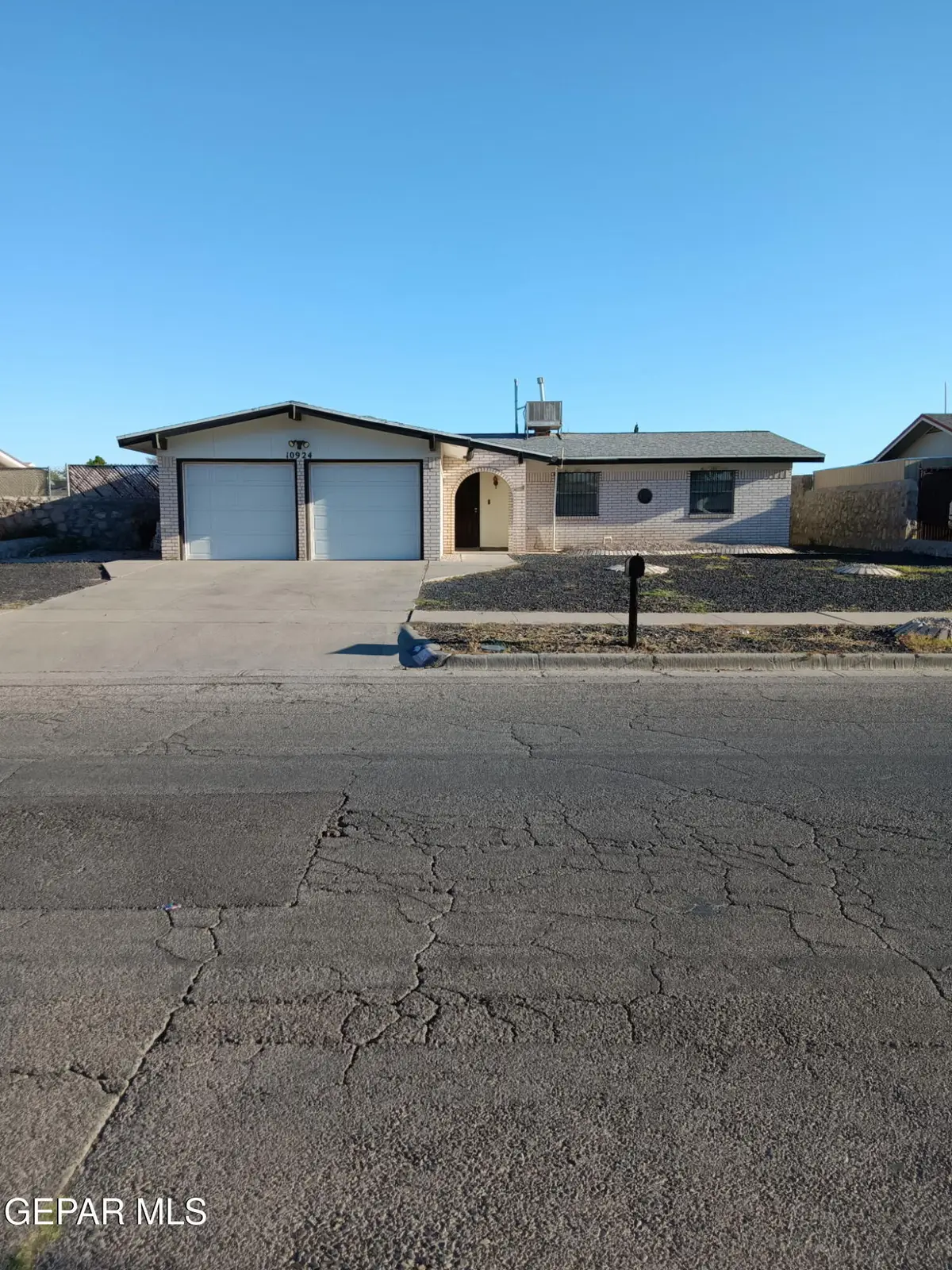 10924 Bywood Drive, El Paso, TX 79936 - #1